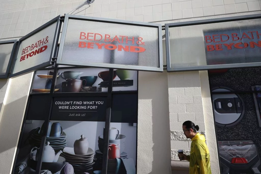 Bed Bath & Beyond má stovky fyzických obchodov po celej krajine a prevádzkuje obchodné reťazce Buybuy Baby a Harmon. Ilustračné foto: Justin Sullivan/Getty Images cez Wall Street Journal