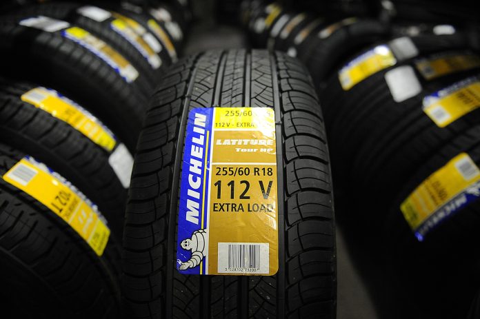 Spoločnosť Michelin v júli znížila svoj výhľad celosvetového dopytu po pneumatikách z dôvodu neistoty v súvislosti s hospodárskym rastom. Fotograf: Antoine Antoniol/AFP/Getty Images cez Bloomberg