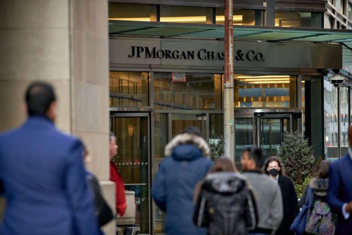 Pobočka spoločnosti JPMorgan; Foto: Gabby Jones/Bloomberg News